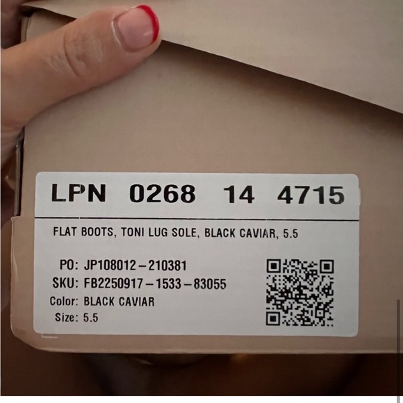 Justfab Toni lug sole boots, black, size 5.5 - Picture 9 of 9